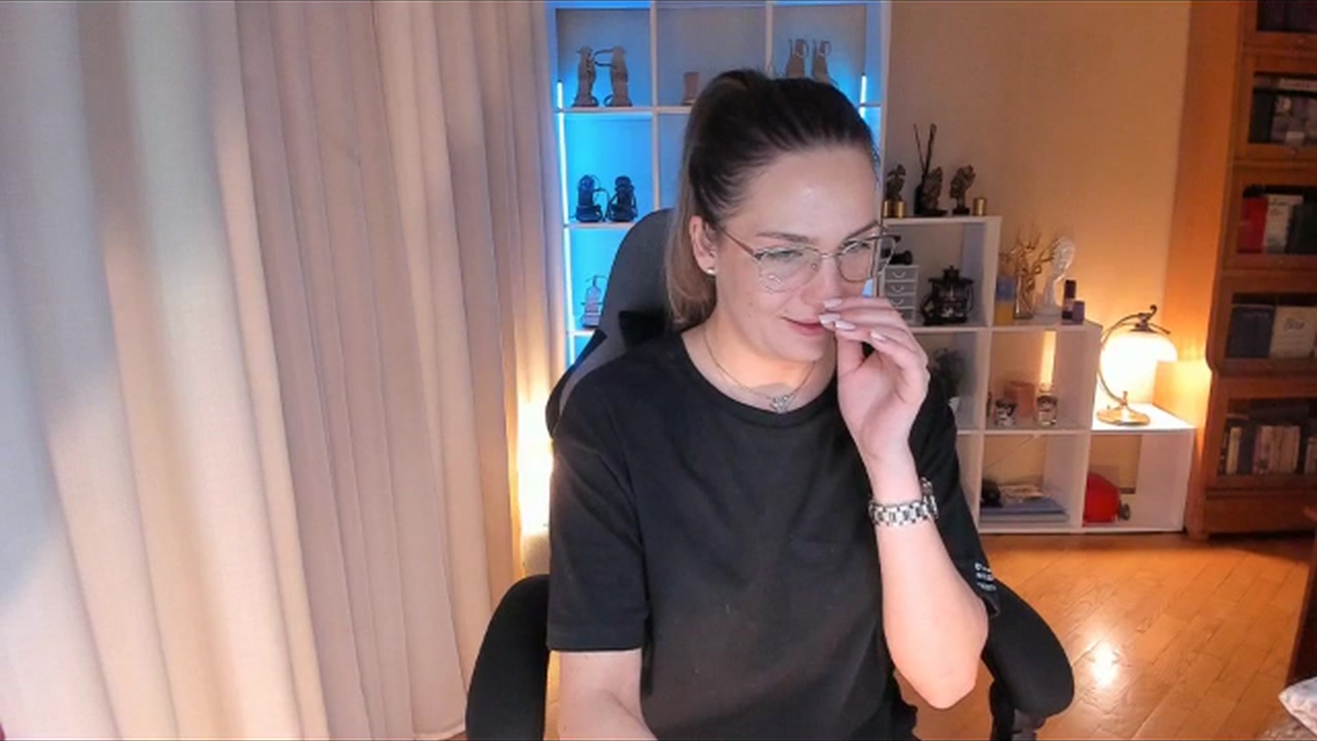 Gallery image thumbnail from Victoriia's myfreecams stream on, 01/24/2024, 16:15 image 13 of 20