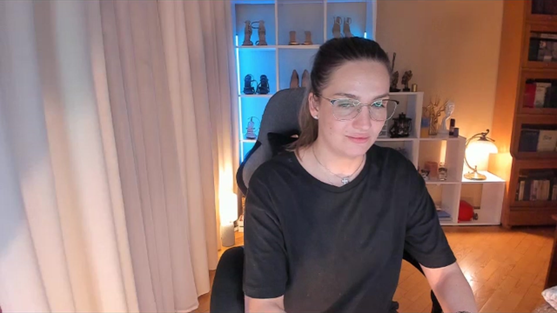 Gallery image thumbnail from Victoriia's myfreecams stream on, 01/24/2024, 16:15 image 15 of 20