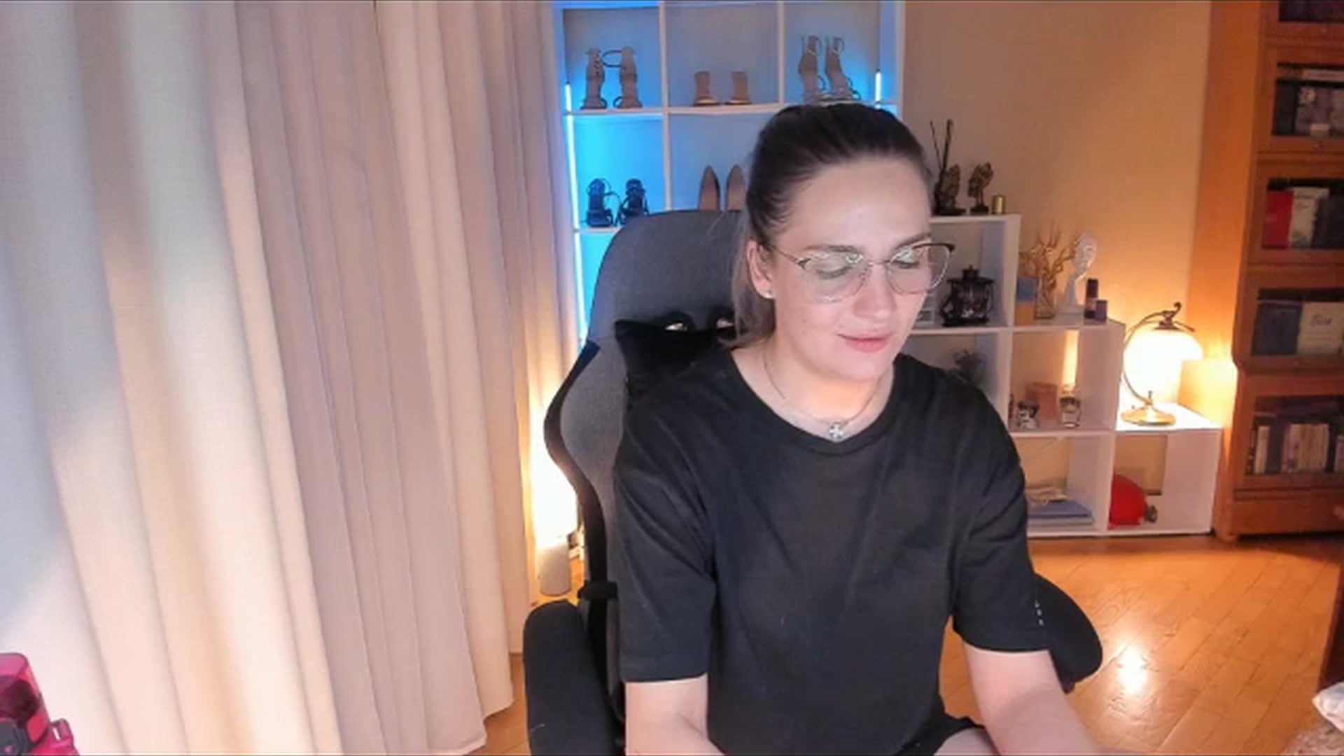 Gallery image thumbnail from Victoriia's myfreecams stream on, 01/24/2024, 16:15 image 10 of 20