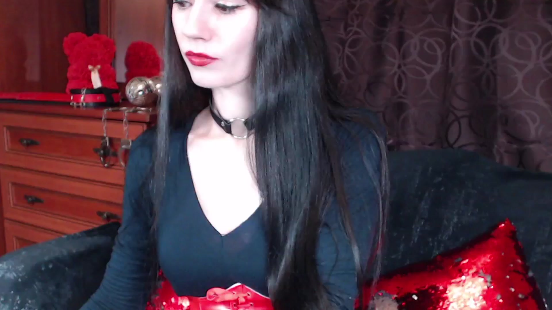 Gallery image thumbnail from VictoryVega's myfreecams stream on, 12/25/2024, 20:02 image 10 of 20