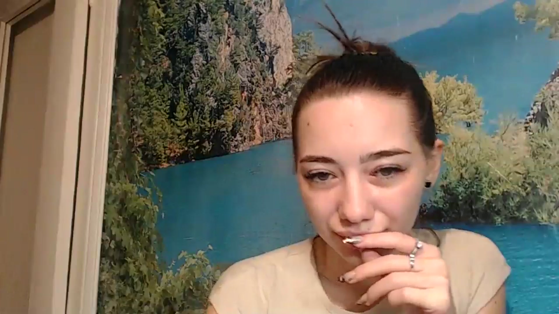 Gallery image thumbnail from Viena's myfreecams stream on, 11/11/2024, 15:23 image 17 of 20