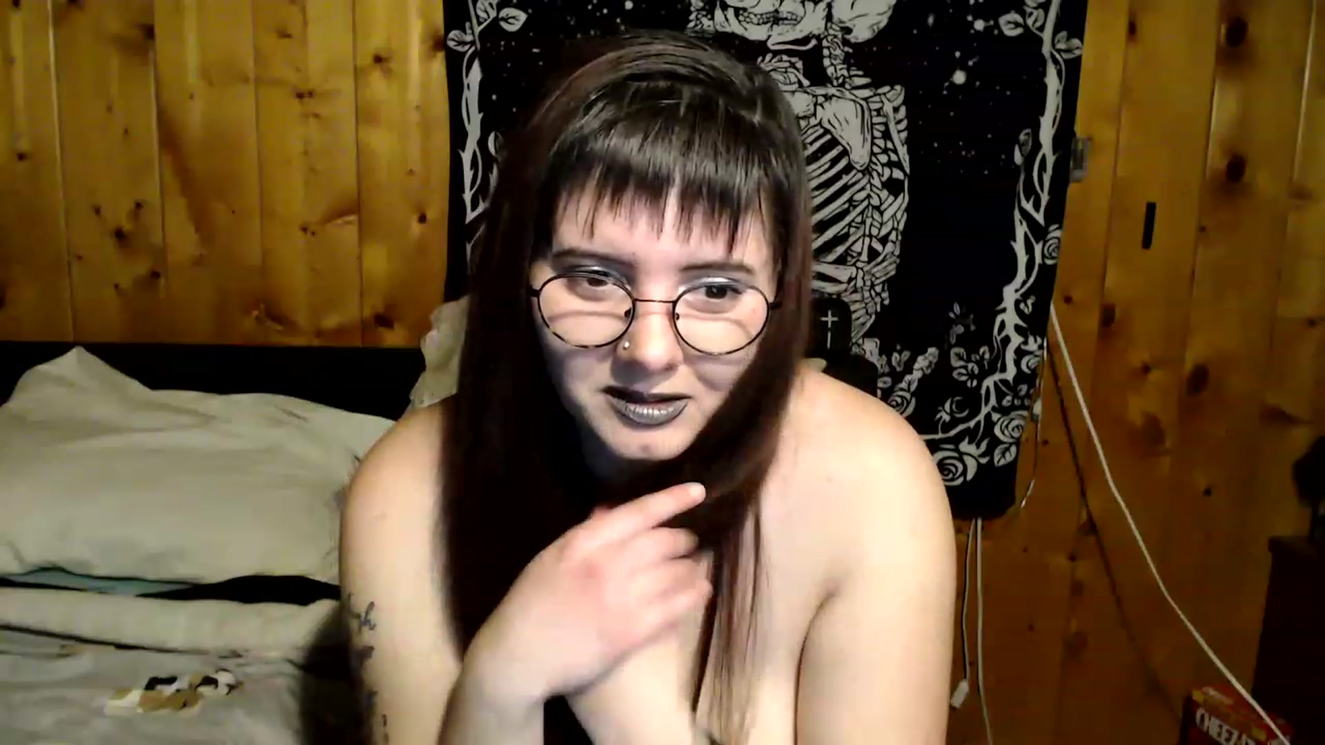 Gallery image thumbnail from ViennaLaneXXX's myfreecams stream on, 11/24/2022, 03:44 image 10 of 20