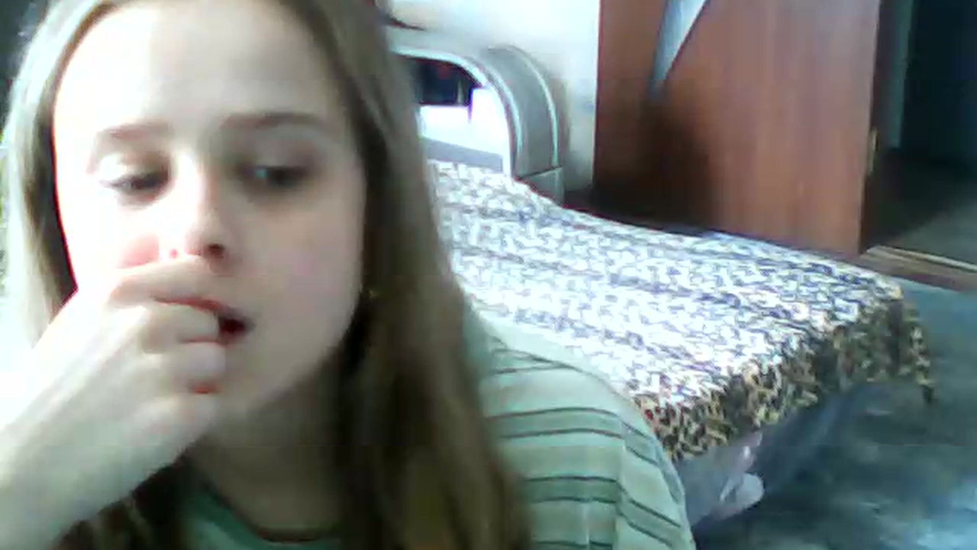 Gallery image thumbnail from ViennaLuxor's myfreecams stream on, 07/10/2026, 11:34 image 15 of 20