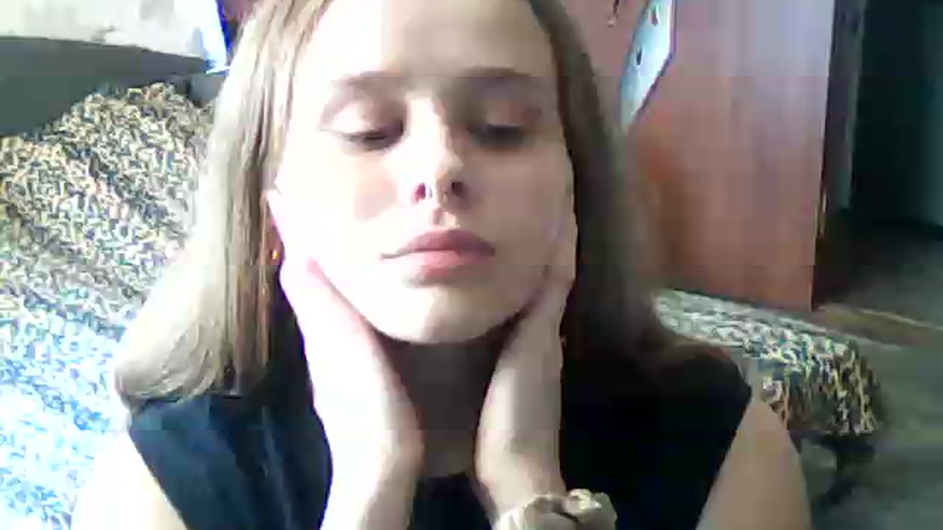 Gallery image thumbnail from ViennaLuxor's myfreecams stream on, 07/15/2026, 13:51 image 9 of 20