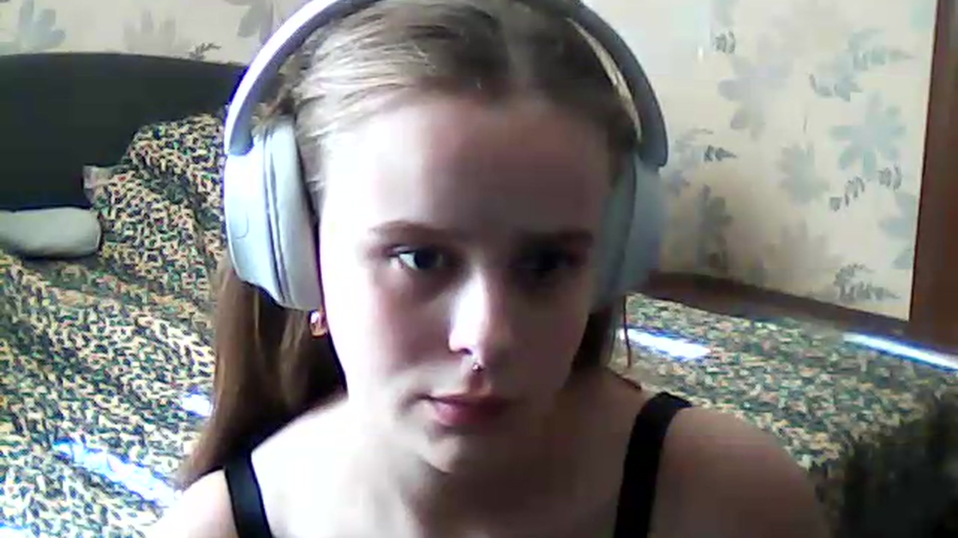 Gallery image thumbnail from ViennaLuxor's myfreecams stream on, 08/01/2026, 15:11 image 2 of 20