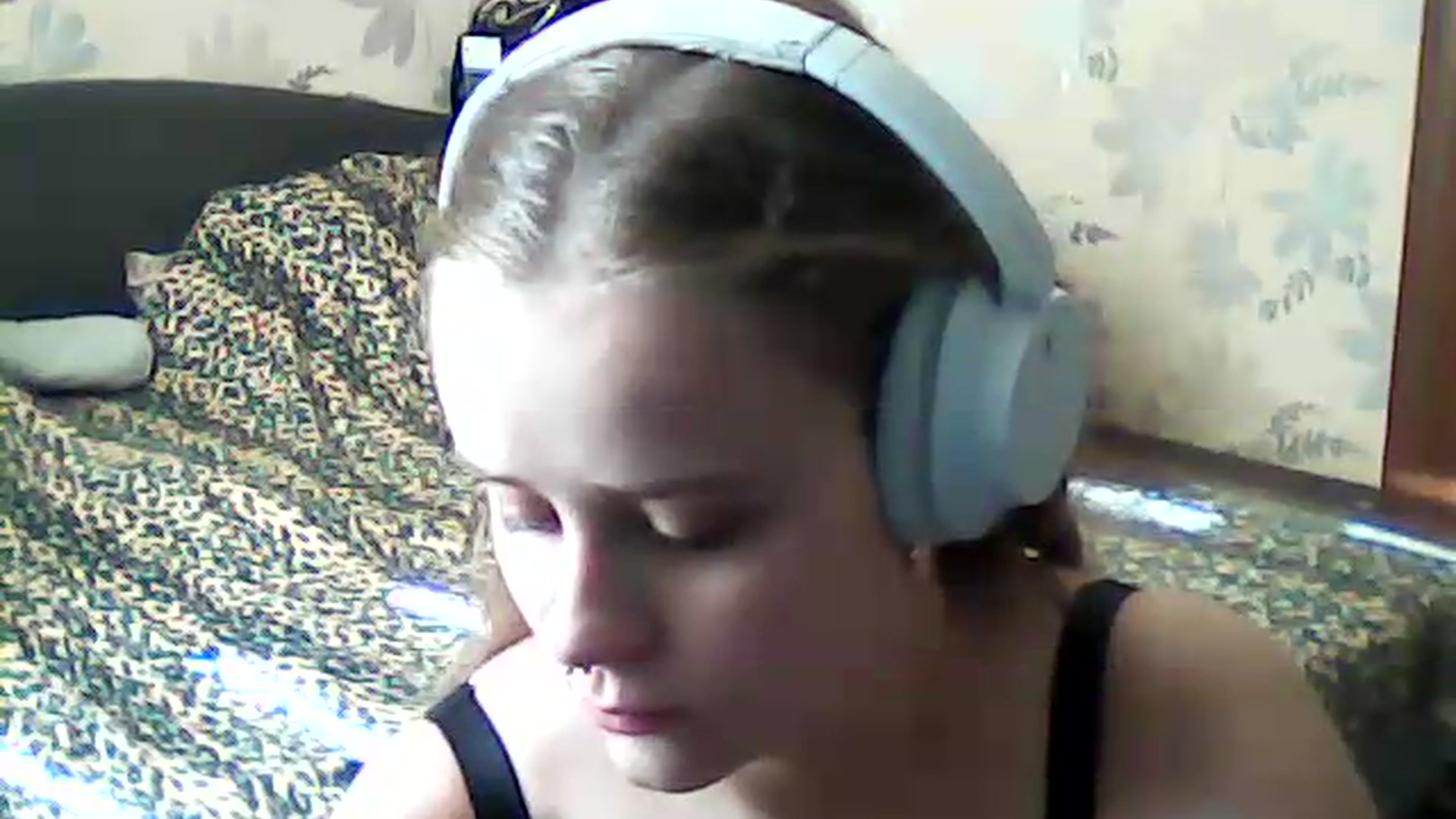 Gallery image thumbnail from ViennaLuxor's myfreecams stream on, 08/01/2026, 15:11 image 12 of 20