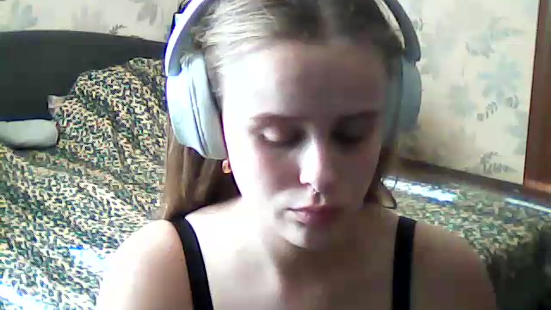 Gallery image thumbnail from ViennaLuxor's myfreecams stream on, 08/01/2026, 15:11 image 11 of 20
