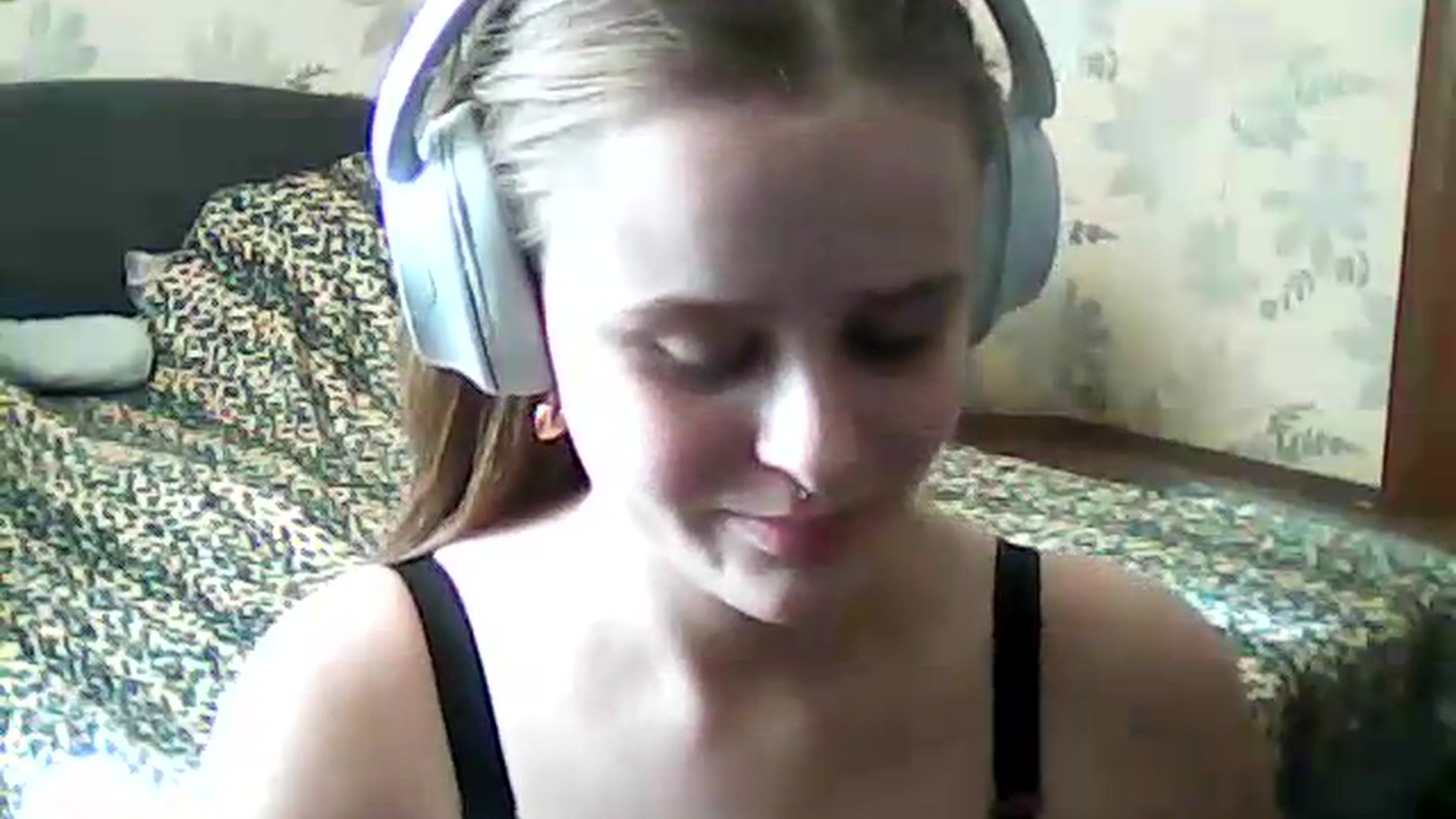Gallery image thumbnail from ViennaLuxor's myfreecams stream on, 08/01/2026, 15:52 image 6 of 20