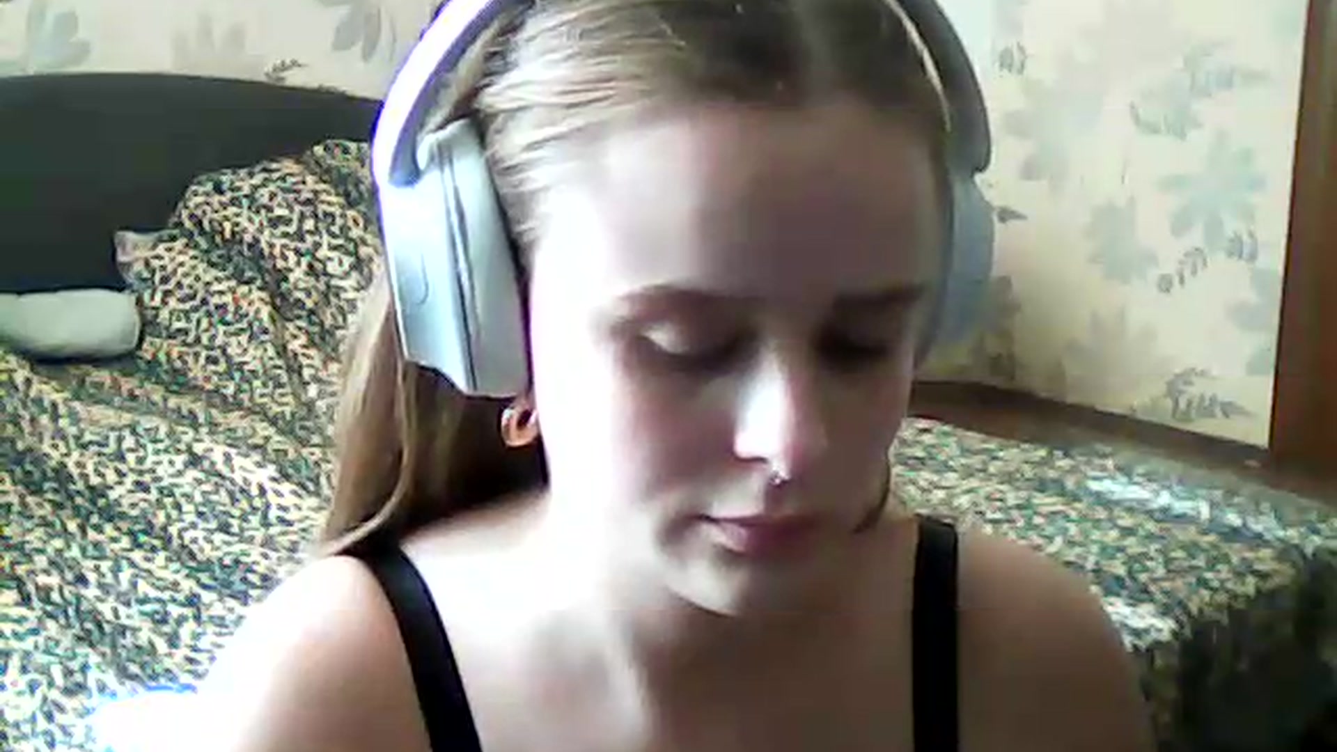 Gallery image thumbnail from ViennaLuxor's myfreecams stream on, 08/01/2026, 15:52 image 15 of 20