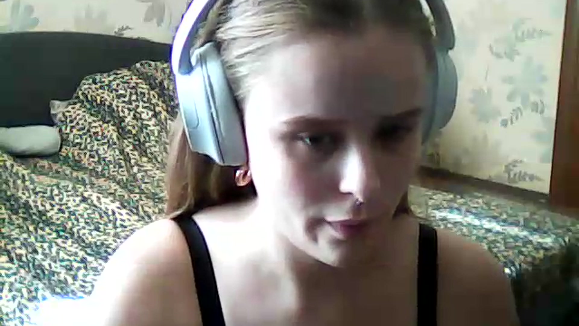 Gallery image thumbnail from ViennaLuxor's myfreecams stream on, 08/01/2026, 15:52 image 12 of 20