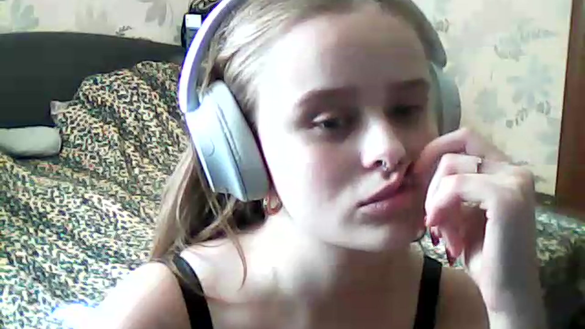 Gallery image thumbnail from ViennaLuxor's myfreecams stream on, 08/01/2026, 15:52 image 18 of 20