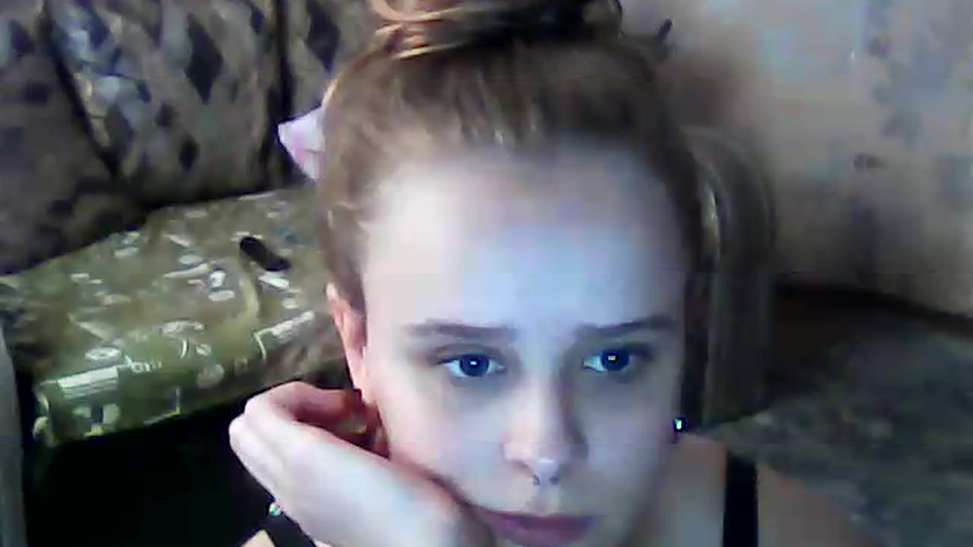 Gallery image thumbnail from ViennaLuxor's myfreecams stream on, 08/04/2026, 16:14 image 10 of 20