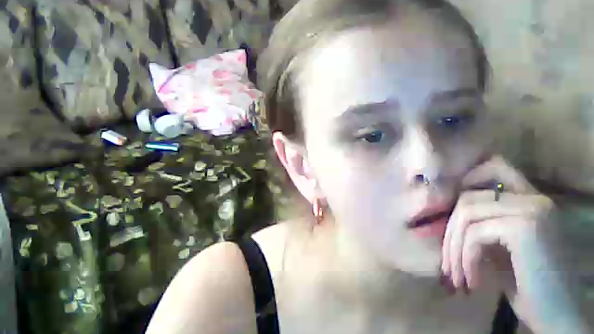 Gallery image thumbnail from ViennaLuxor's myfreecams stream on, 08/05/2026, 14:39 image 3 of 20