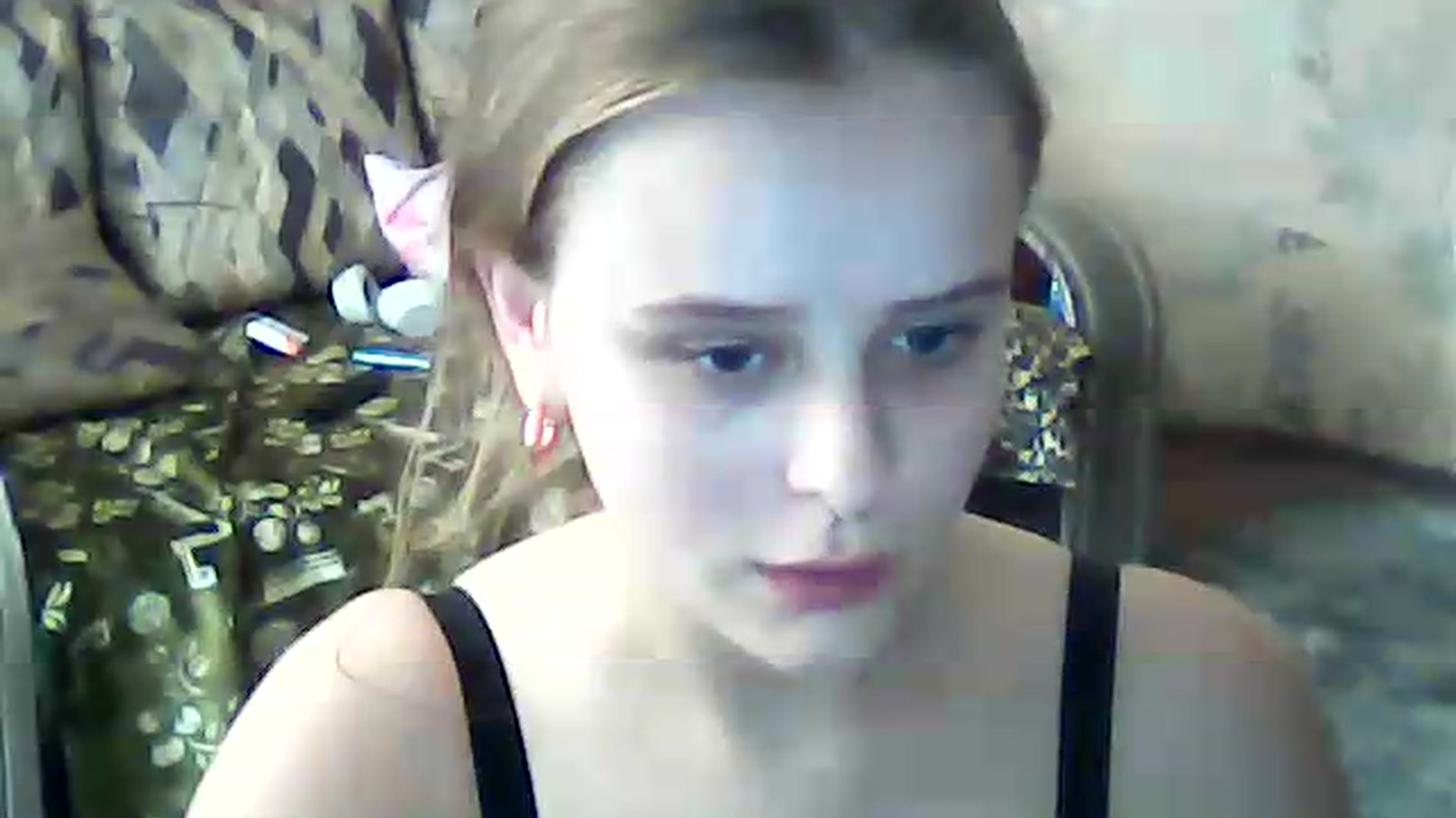 Gallery image thumbnail from ViennaLuxor's myfreecams stream on, 08/05/2026, 15:11 image 3 of 20