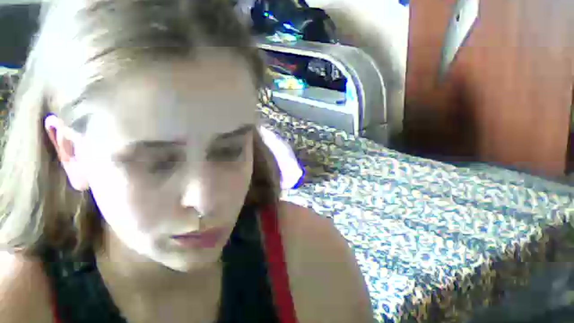 Gallery image thumbnail from ViennaLuxor's myfreecams stream on, 08/07/2026, 15:13 image 9 of 20