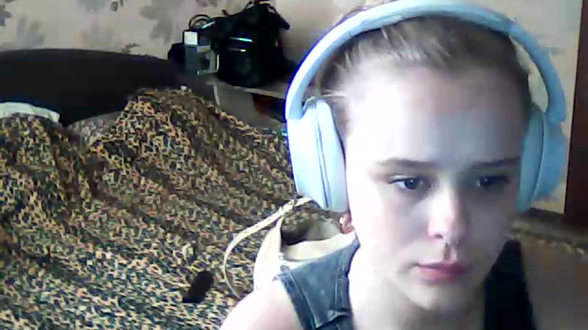 Gallery image thumbnail from ViennaLuxor's myfreecams stream on, 08/10/2026, 16:16 image 7 of 20