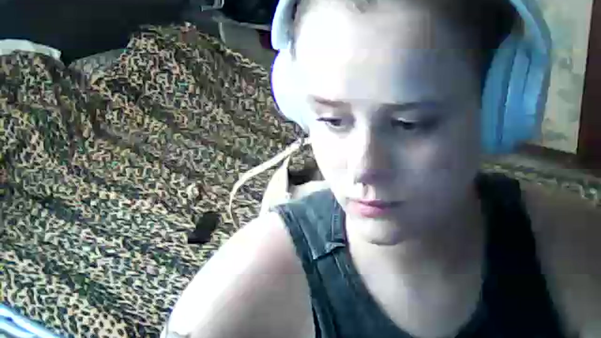 Gallery image thumbnail from ViennaLuxor's myfreecams stream on, 08/10/2026, 16:16 image 19 of 20