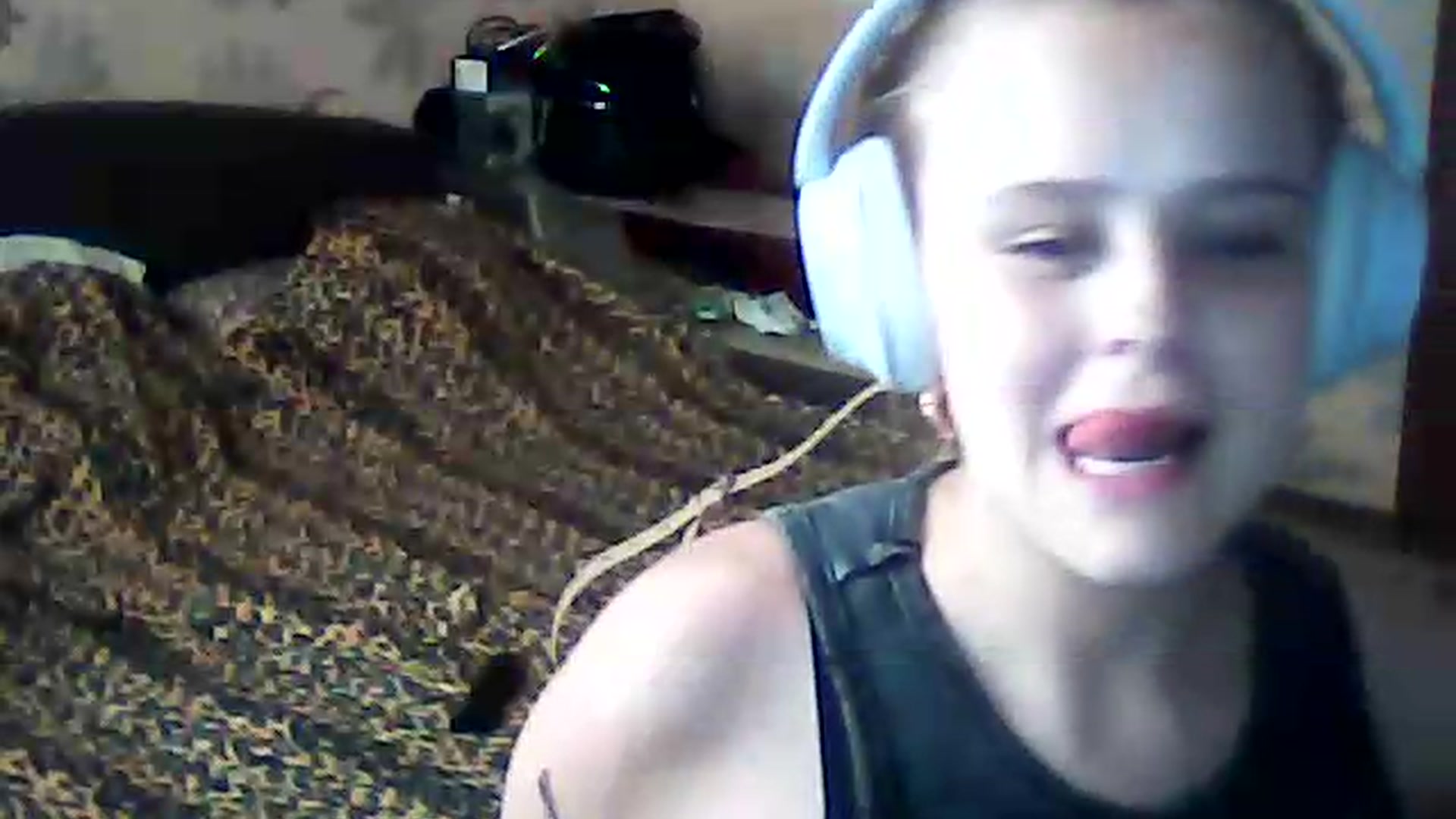 Gallery image thumbnail from ViennaLuxor's myfreecams stream on, 08/10/2026, 16:55 image 14 of 20