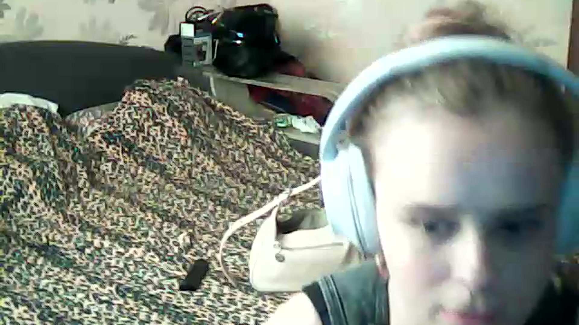 Gallery image thumbnail from ViennaLuxor's myfreecams stream on, 08/10/2026, 16:55 image 10 of 20