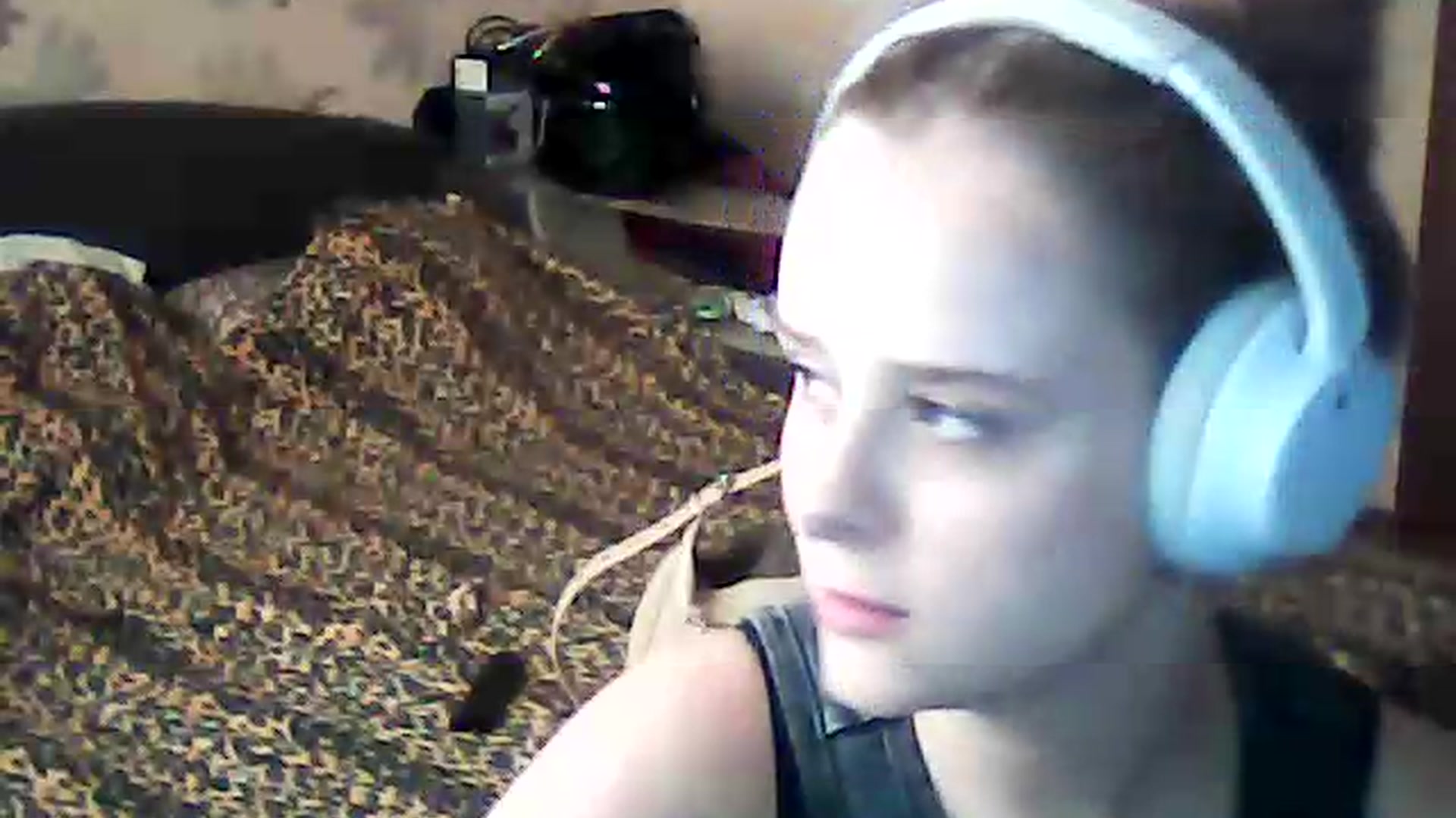 Gallery image thumbnail from ViennaLuxor's myfreecams stream on, 08/10/2026, 16:55 image 18 of 20