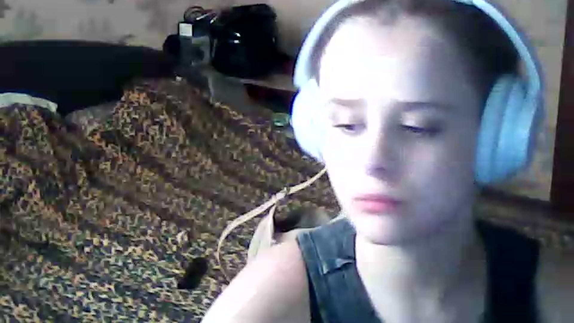 Gallery image thumbnail from ViennaLuxor's myfreecams stream on, 08/10/2026, 16:55 image 12 of 20
