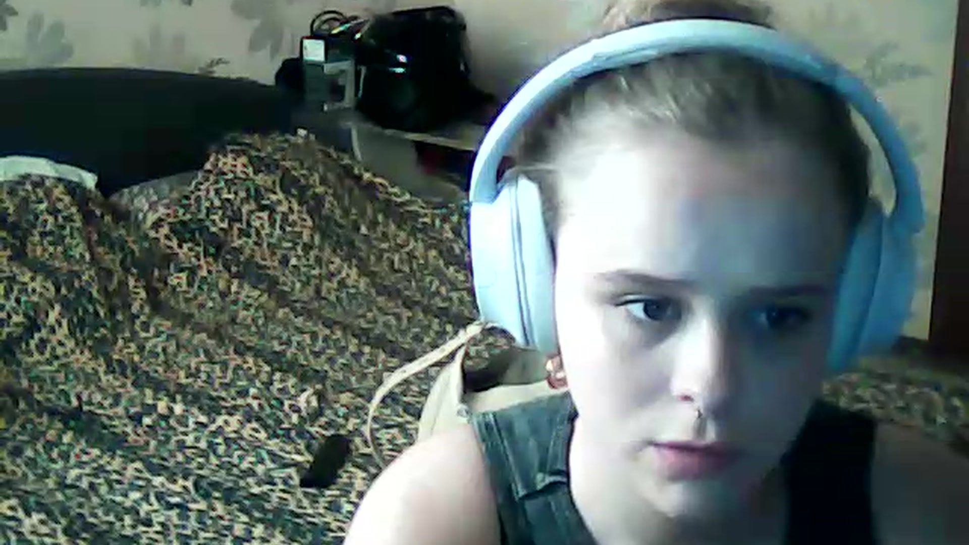 Gallery image thumbnail from ViennaLuxor's myfreecams stream on, 08/10/2026, 16:55 image 11 of 20