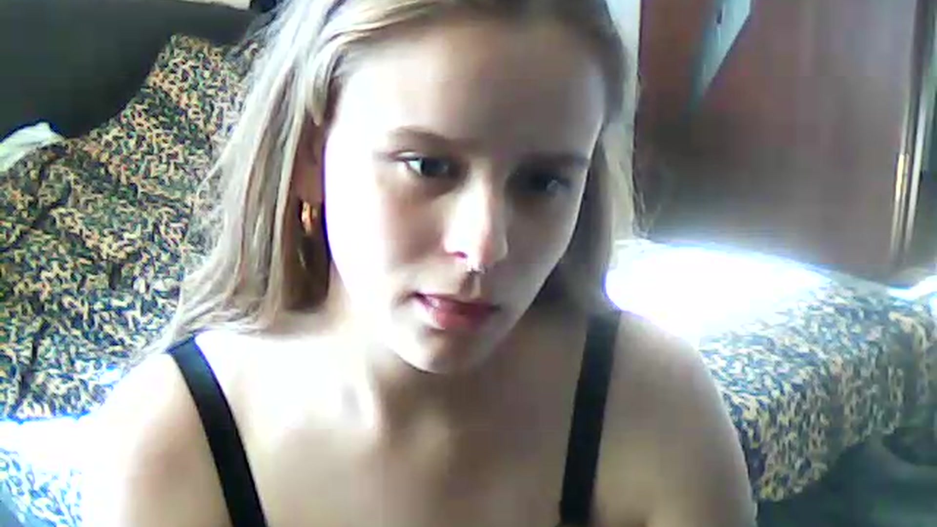 Gallery image thumbnail from ViennaLuxor's myfreecams stream on, 08/12/2026, 15:31 image 10 of 20