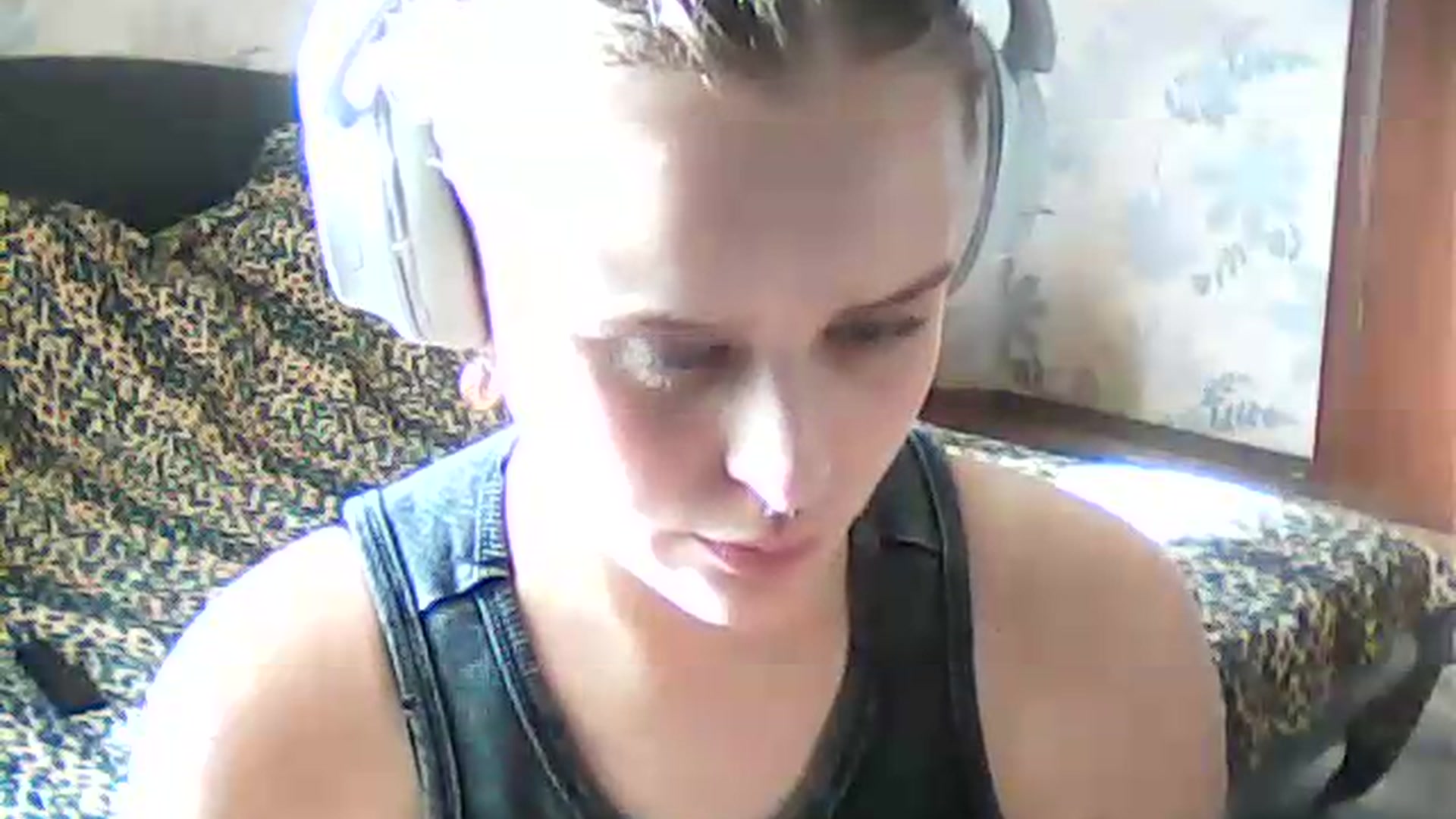 Gallery image thumbnail from ViennaLuxor's myfreecams stream on, 08/15/2026, 15:27 image 18 of 20
