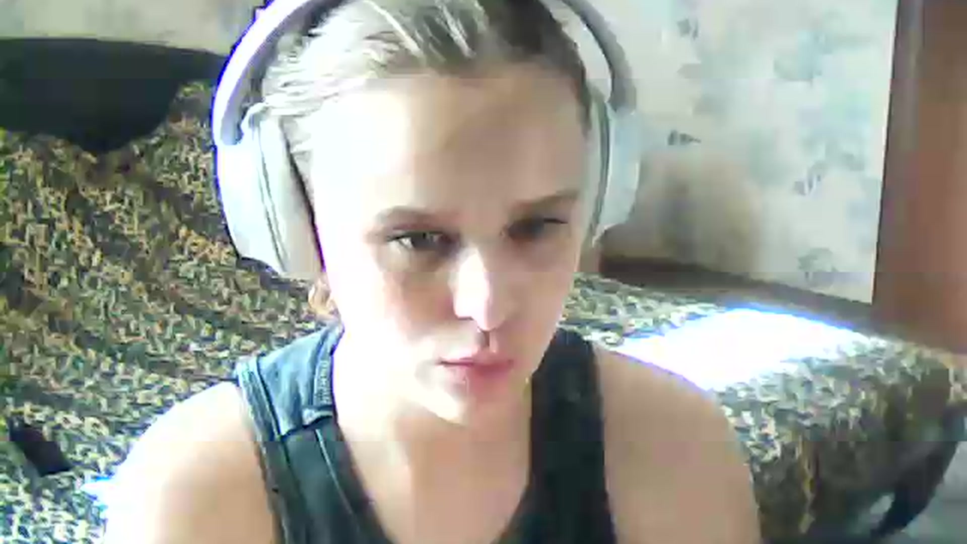 Gallery image thumbnail from ViennaLuxor's myfreecams stream on, 08/15/2026, 15:27 image 20 of 20