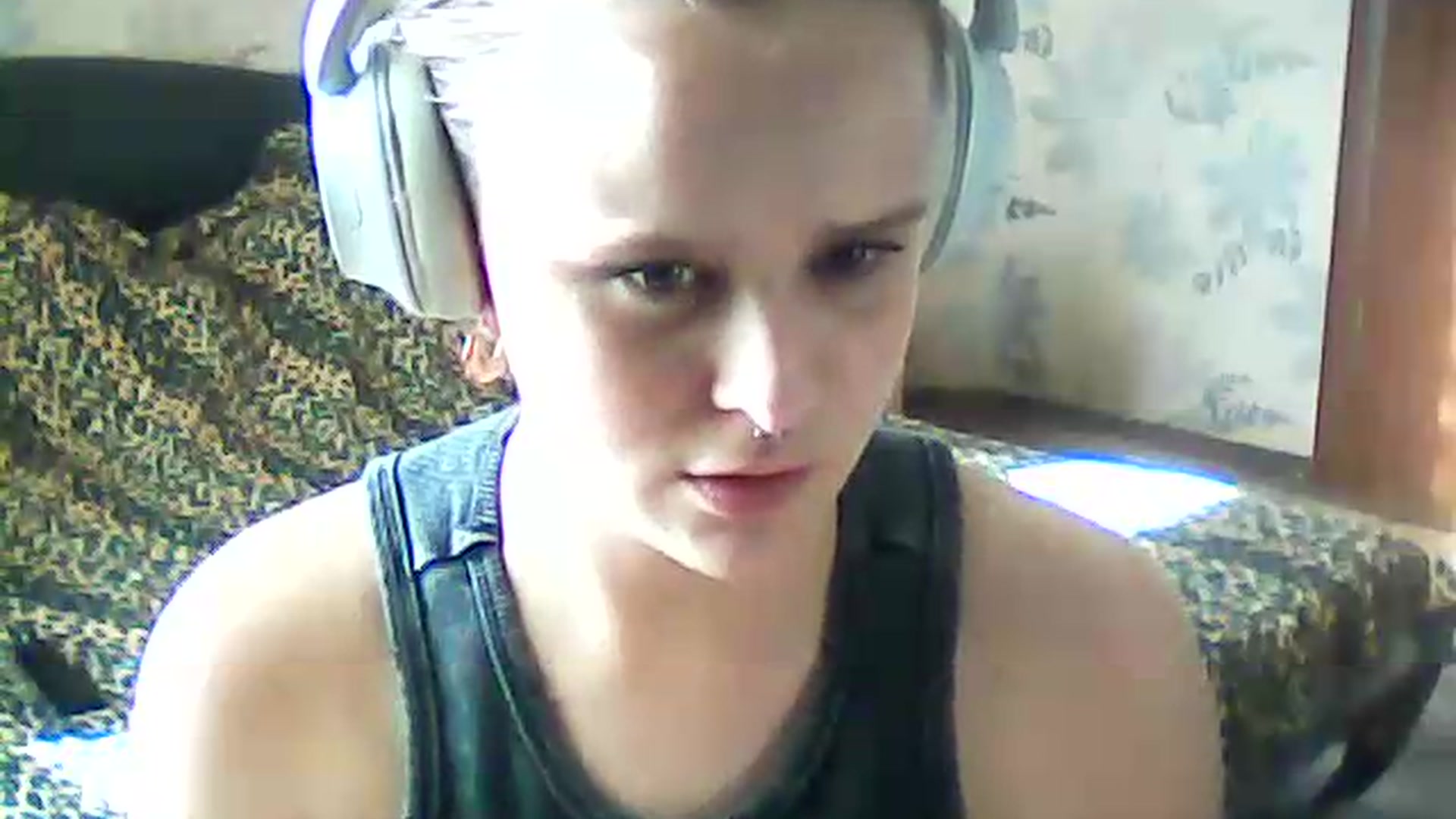 Gallery image thumbnail from ViennaLuxor's myfreecams stream on, 08/15/2026, 15:27 image 12 of 20