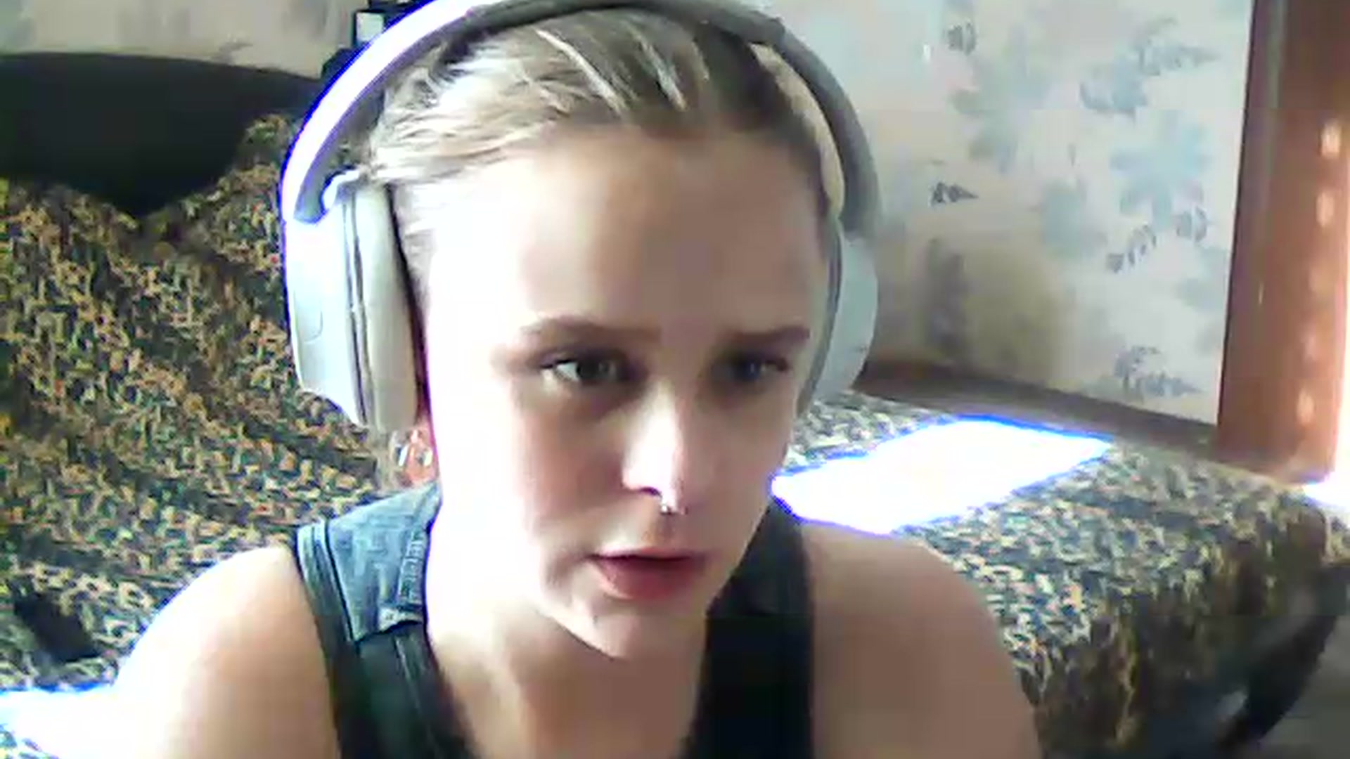 Gallery image thumbnail from ViennaLuxor's myfreecams stream on, 08/15/2026, 15:27 image 5 of 20