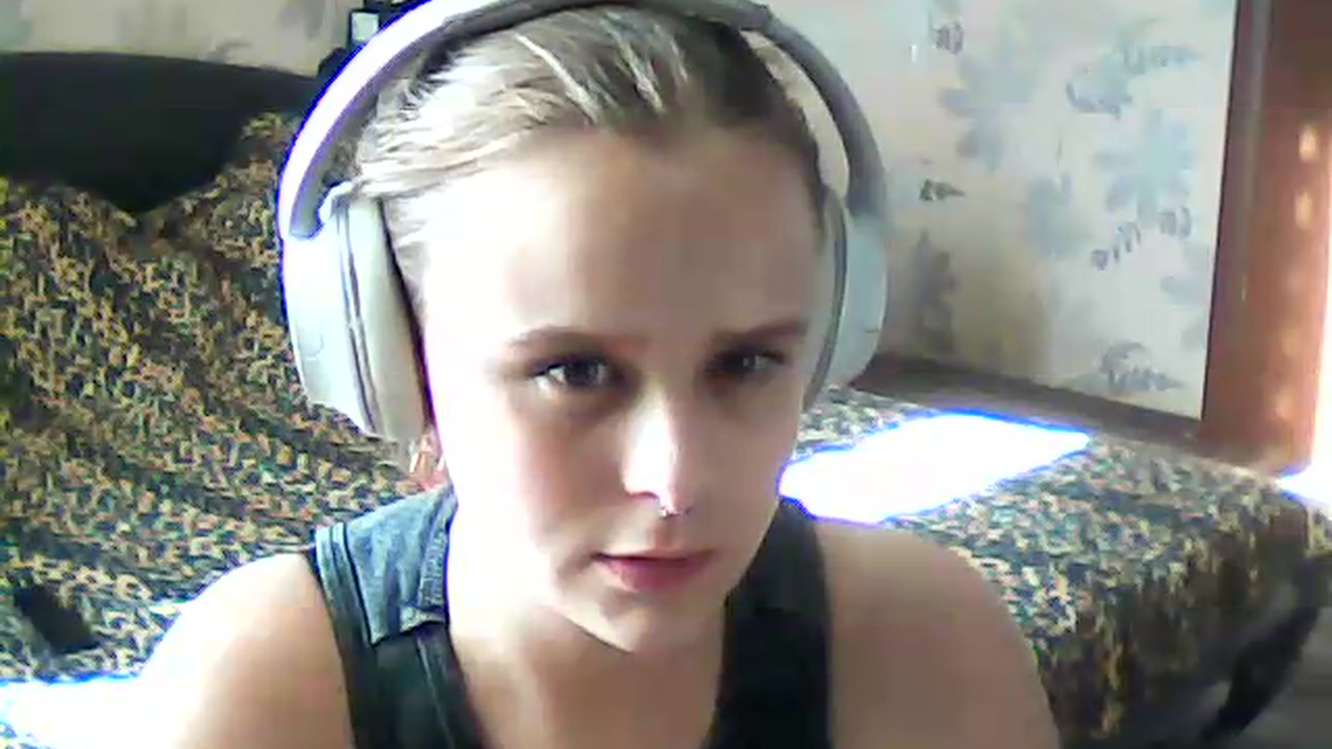 Gallery image thumbnail from ViennaLuxor's myfreecams stream on, 08/15/2026, 15:27 image 4 of 20