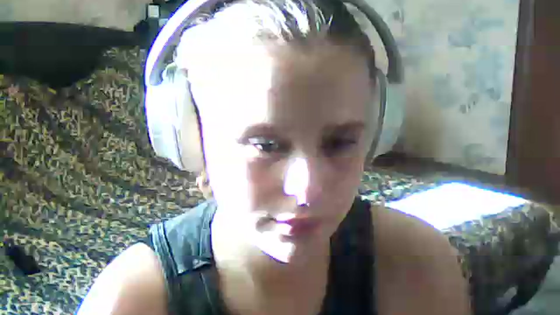 Gallery image thumbnail from ViennaLuxor's myfreecams stream on, 08/15/2026, 16:17 image 1 of 20