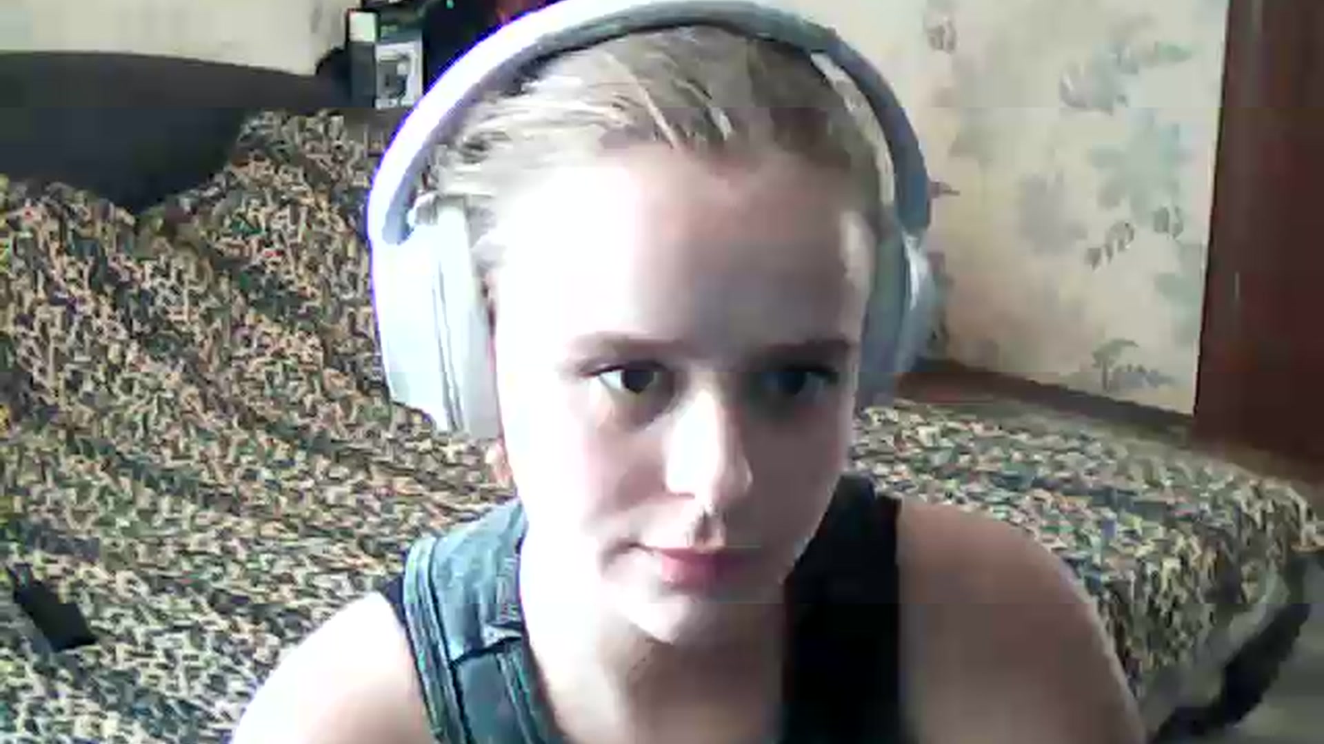 Gallery image thumbnail from ViennaLuxor's myfreecams stream on, 08/15/2026, 17:00 image 1 of 20