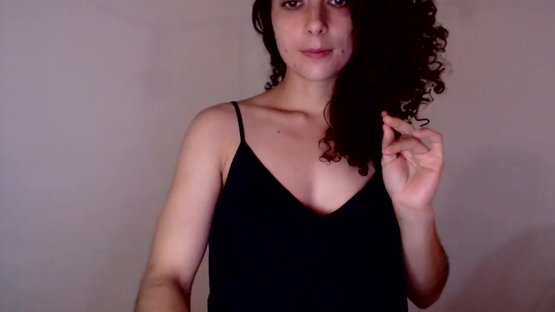 Gallery image thumbnail from Viio_Lettt__'s myfreecams stream on, 05/08/2025, 17:53 image 19 of 20