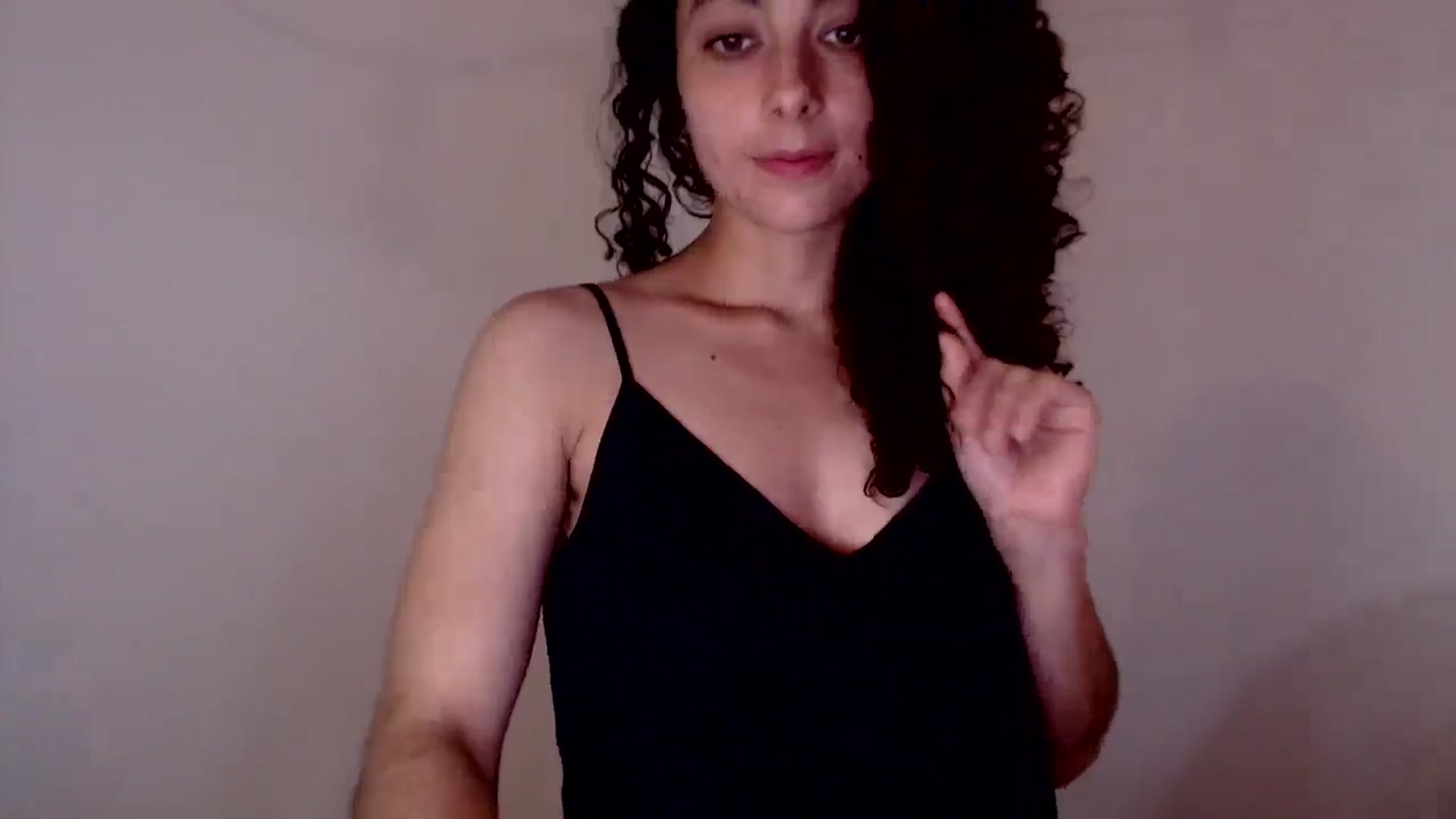Gallery image thumbnail from Viio_Lettt__'s myfreecams stream on, 05/08/2025, 17:53 image 5 of 20