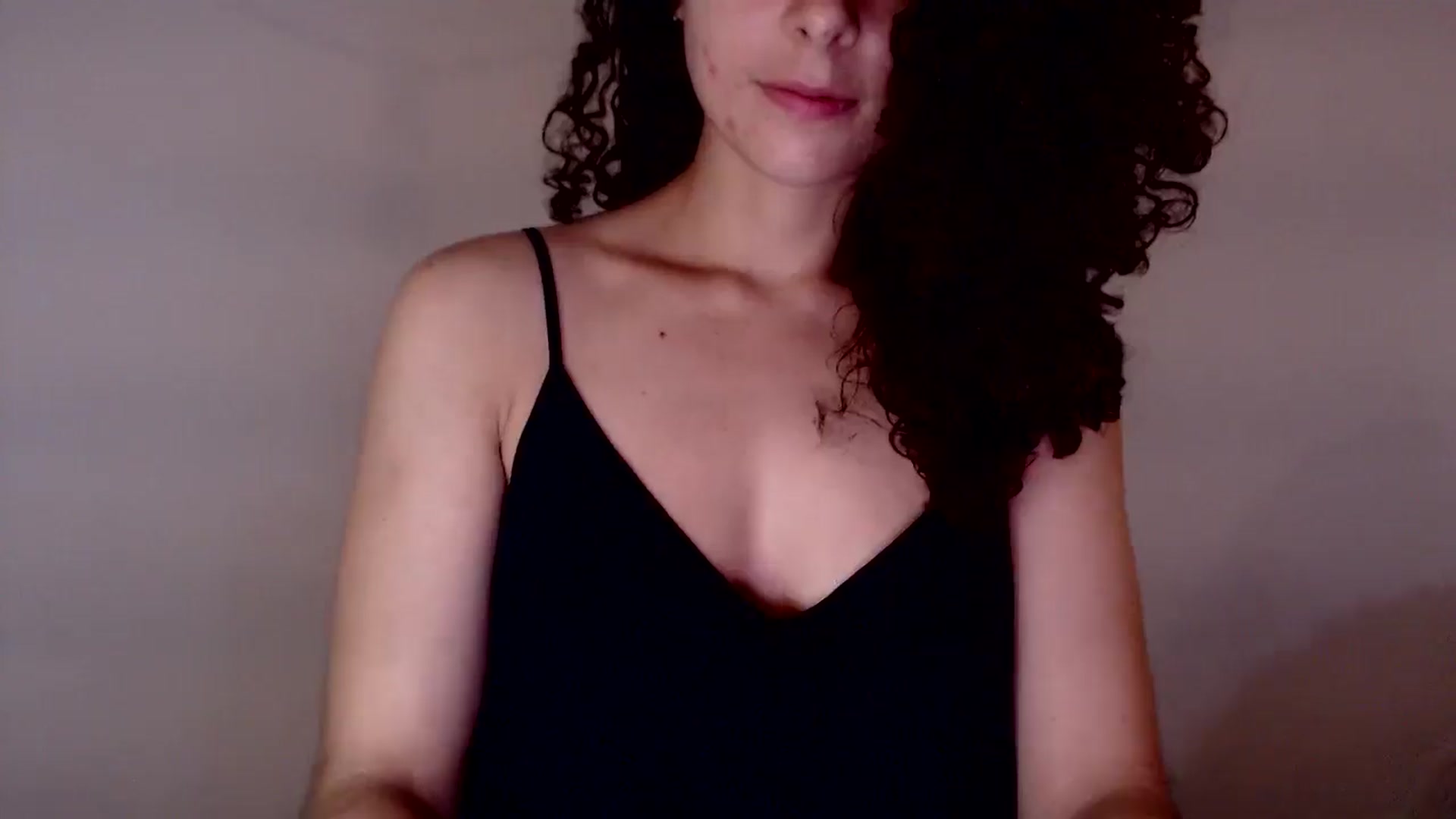 Gallery image thumbnail from Viio_Lettt__'s myfreecams stream on, 05/08/2025, 17:53 image 9 of 20