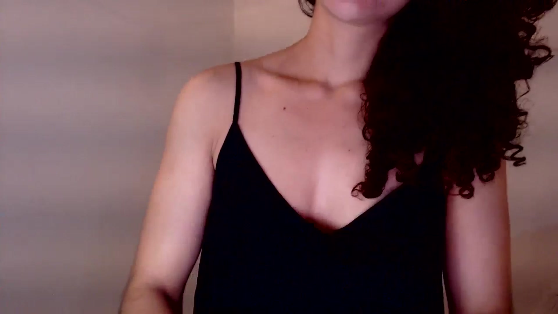 Gallery image thumbnail from Viio_Lettt__'s myfreecams stream on, 05/08/2025, 17:53 image 6 of 20