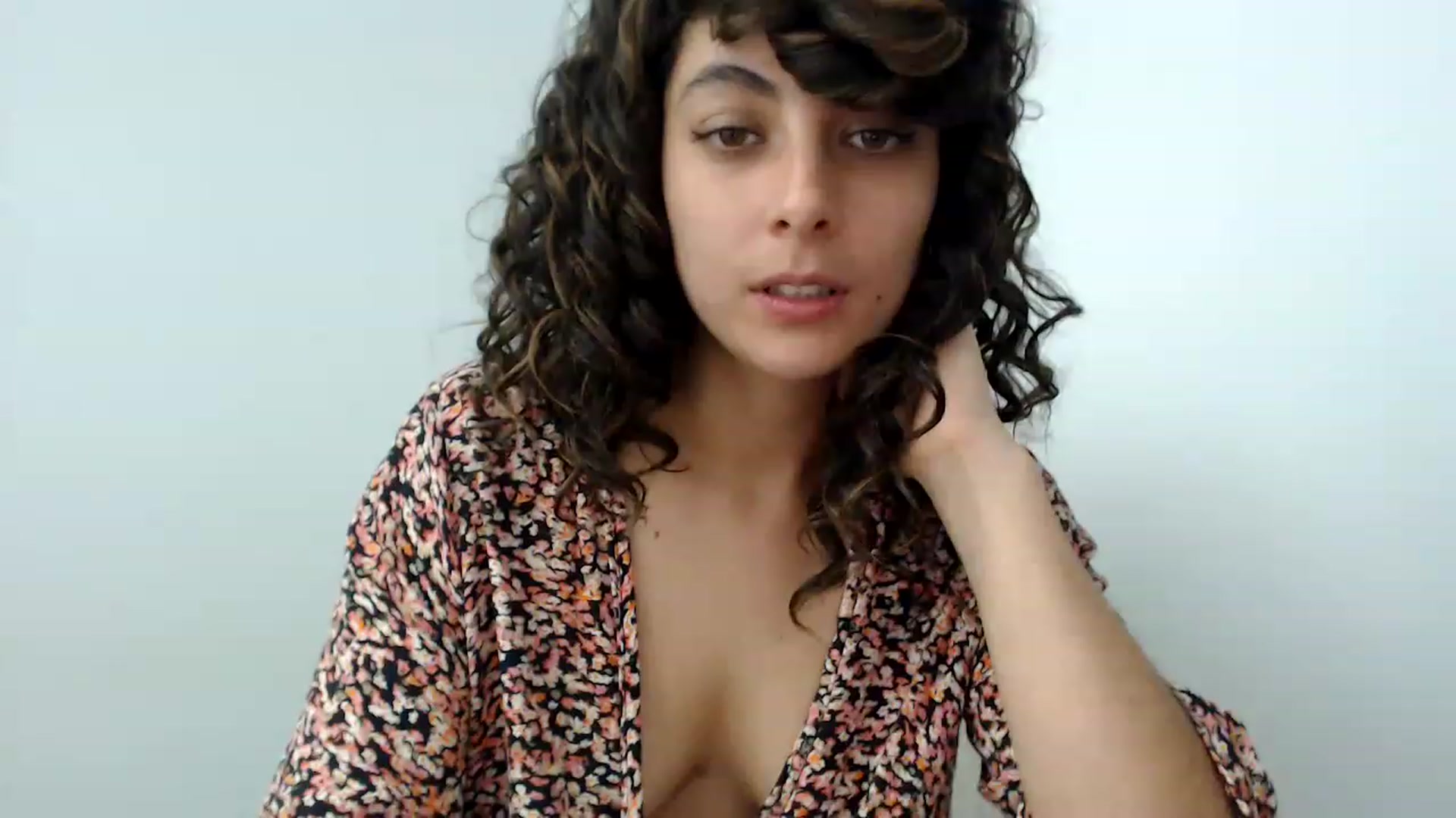 Gallery image thumbnail from Viiolet's myfreecams stream on, 12/18/2022, 23:15 image 12 of 20