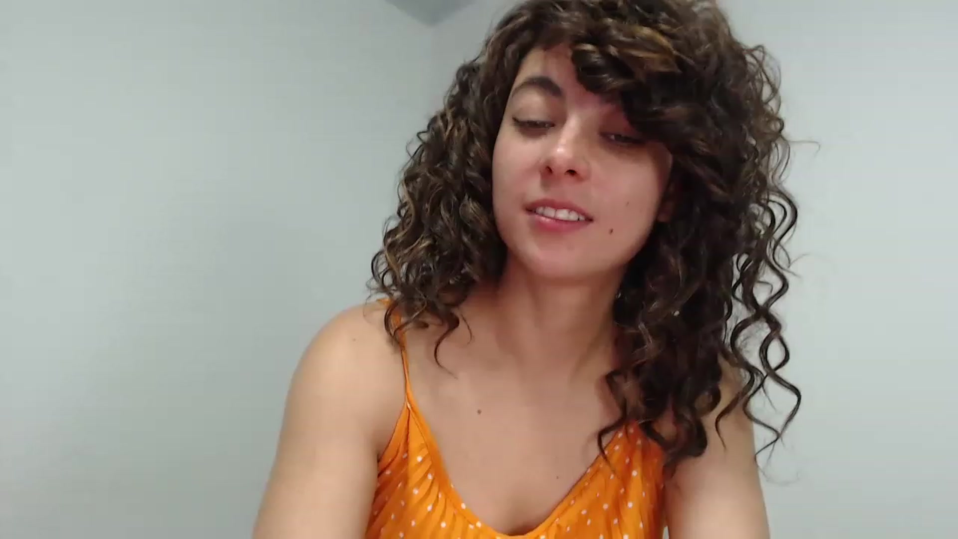 Gallery image thumbnail from Viiolet's myfreecams stream on, 12/30/2022, 18:28 image 17 of 20