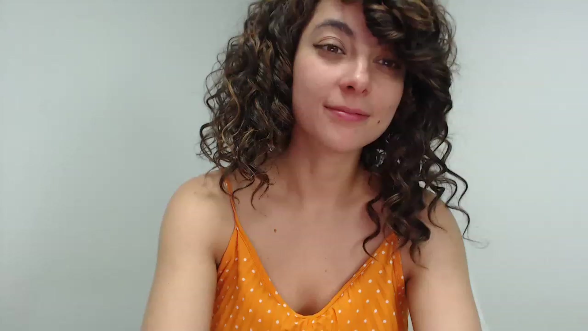 Gallery image thumbnail from Viiolet's myfreecams stream on, 12/30/2022, 18:28 image 2 of 20