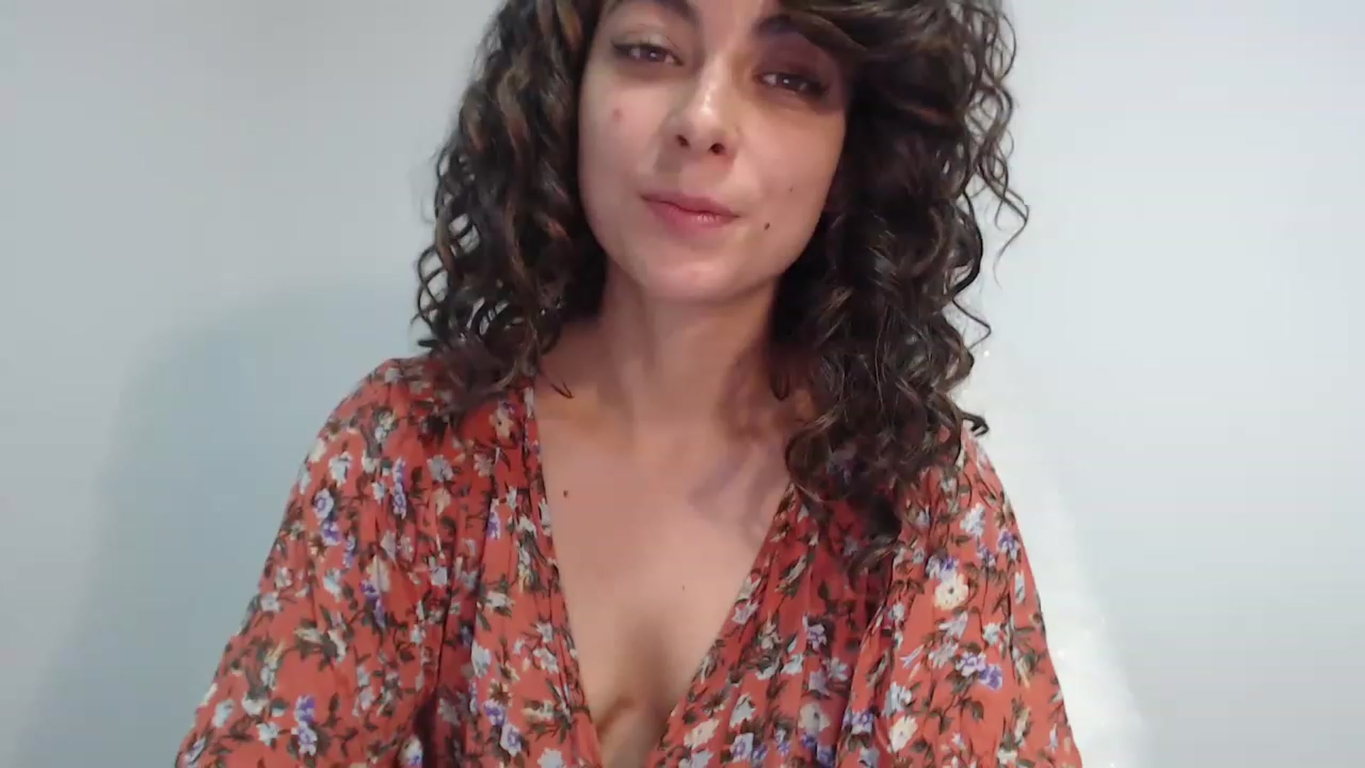 Gallery image thumbnail from Viiolet's myfreecams stream on, 06/02/2023, 19:37 image 3 of 20