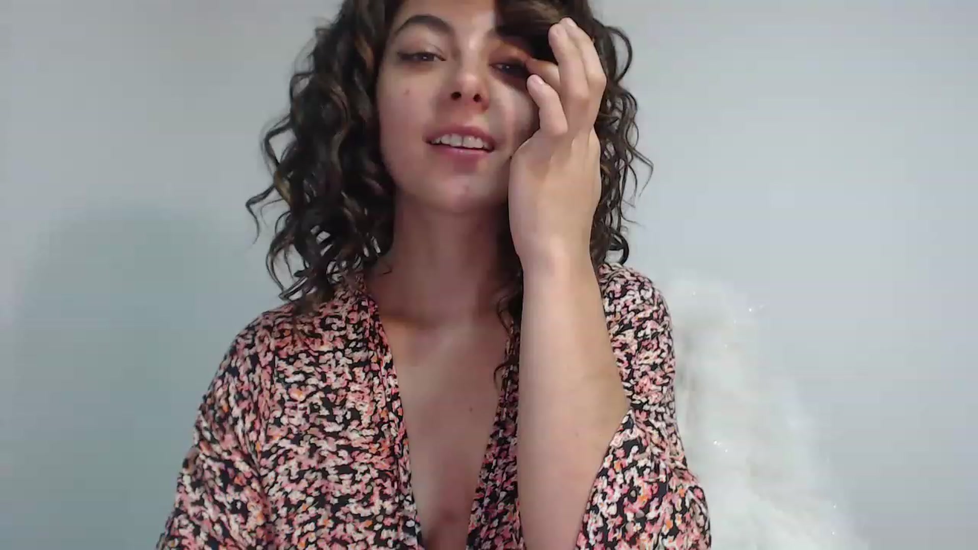 Gallery image thumbnail from Viiolet's myfreecams stream on, 06/03/2023, 16:32 image 4 of 20