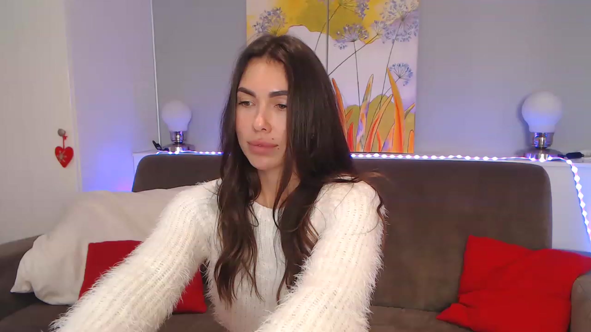 Gallery image thumbnail from VikiEvans's myfreecams stream on, 11/15/2022, 20:15 image 2 of 20