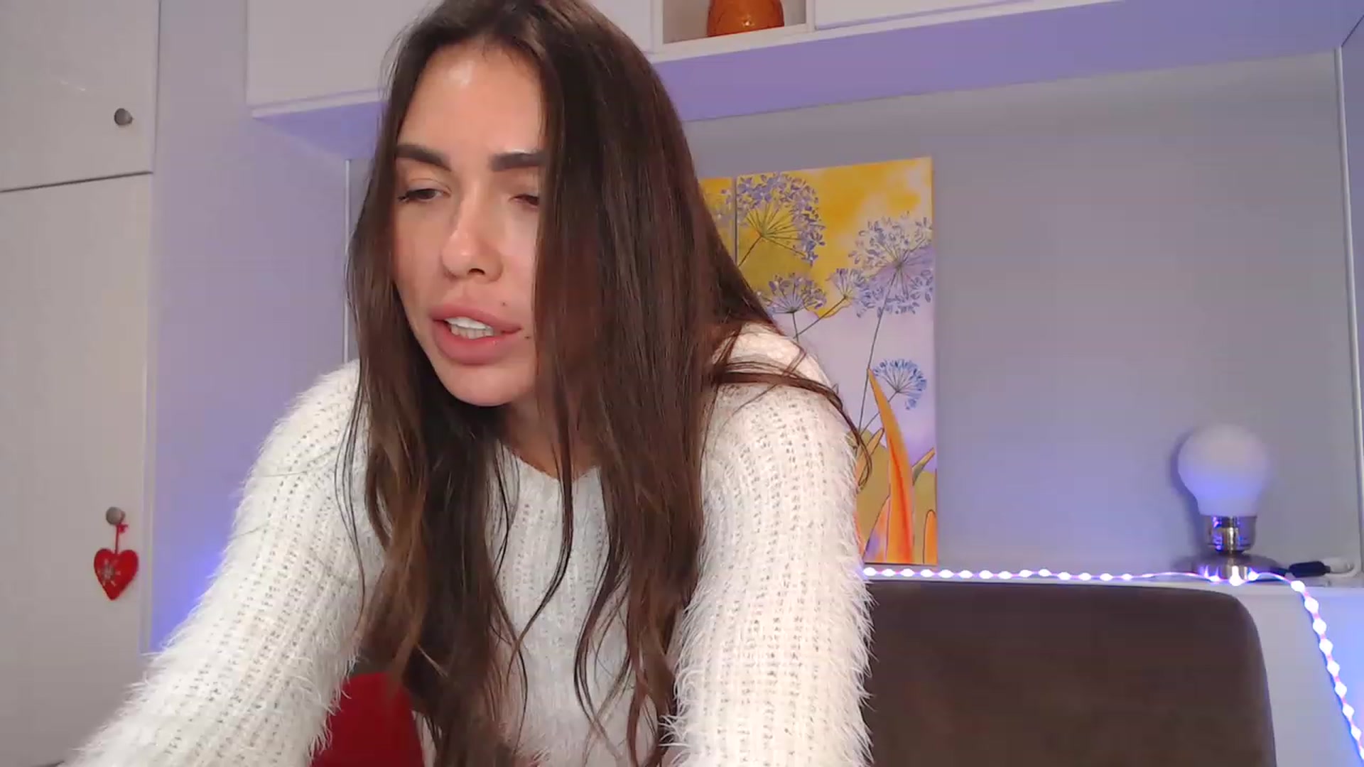 Gallery image thumbnail from VikiEvans's myfreecams stream on, 11/15/2022, 20:15 image 17 of 20