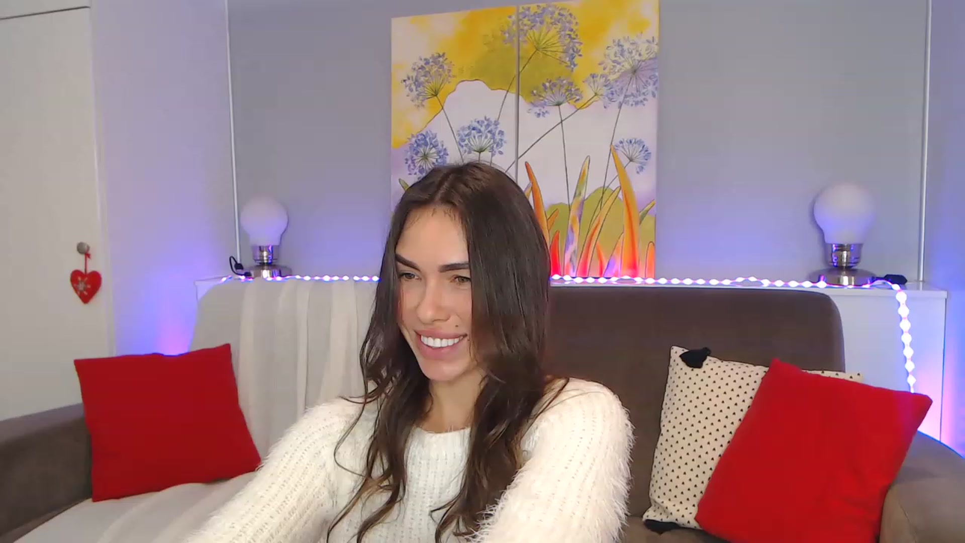 Gallery image thumbnail from VikiEvans's myfreecams stream on, 11/21/2022, 16:54 image 1 of 20