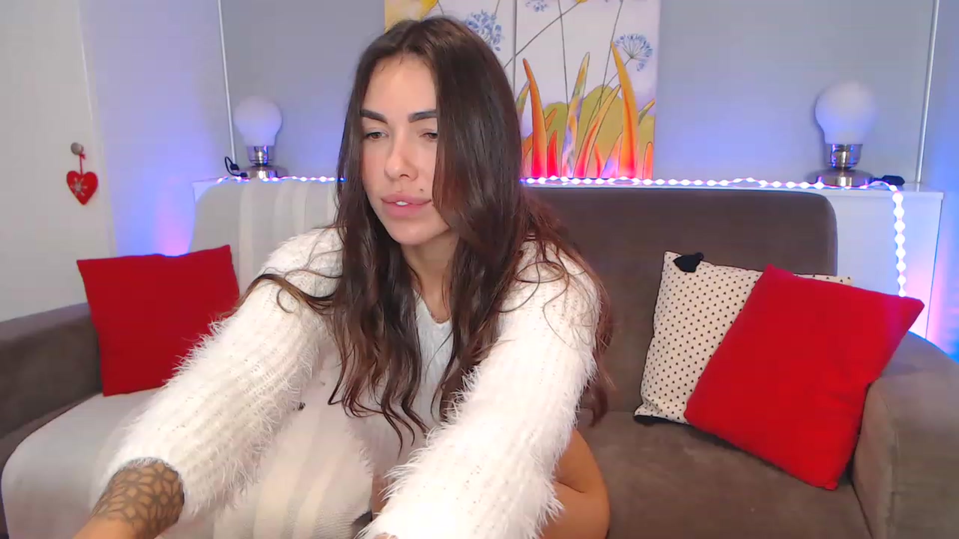 Gallery image thumbnail from VikiEvans's myfreecams stream on, 11/21/2022, 17:54 image 1 of 20