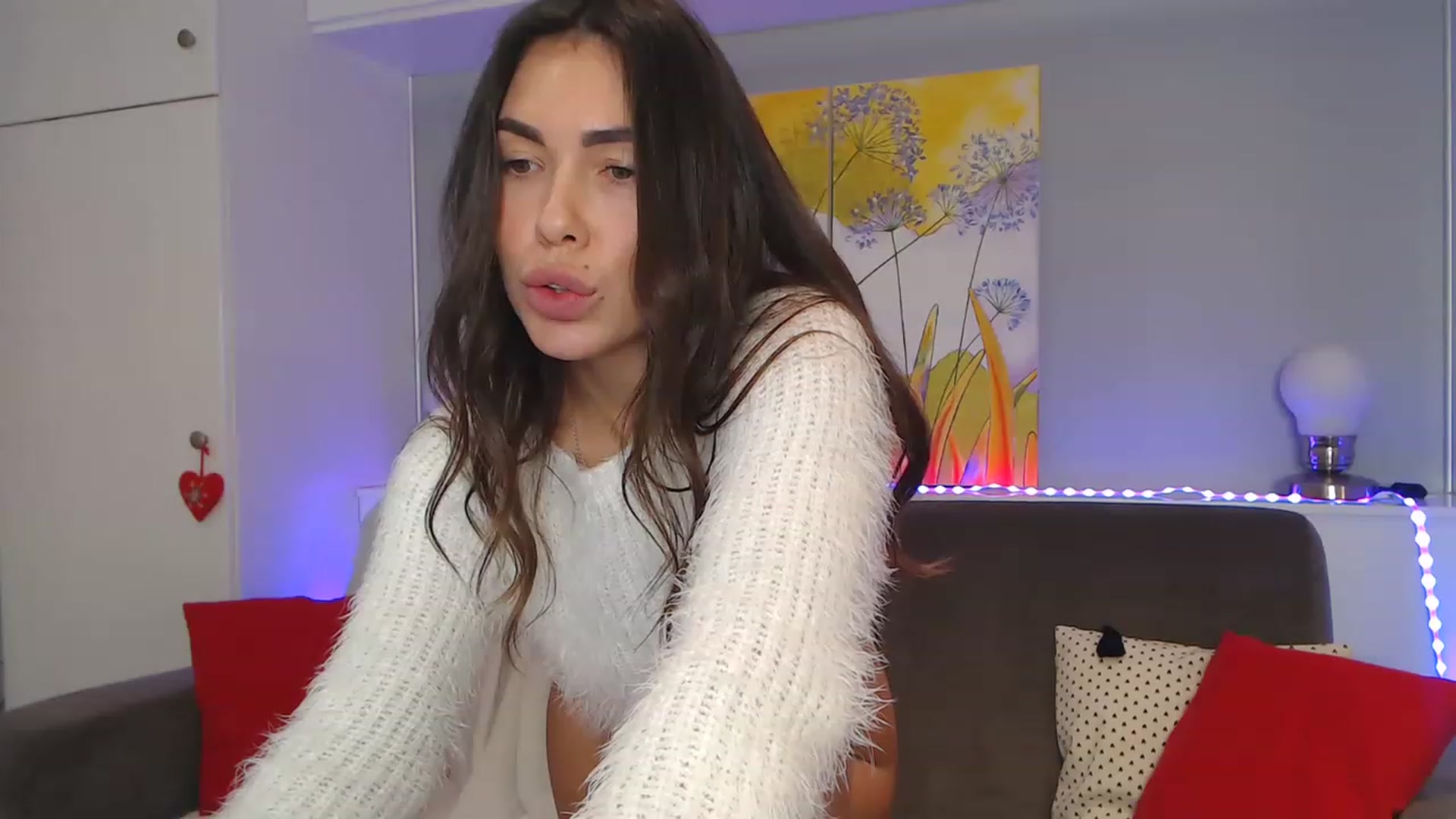 Gallery image thumbnail from VikiEvans's myfreecams stream on, 11/21/2022, 17:54 image 20 of 20