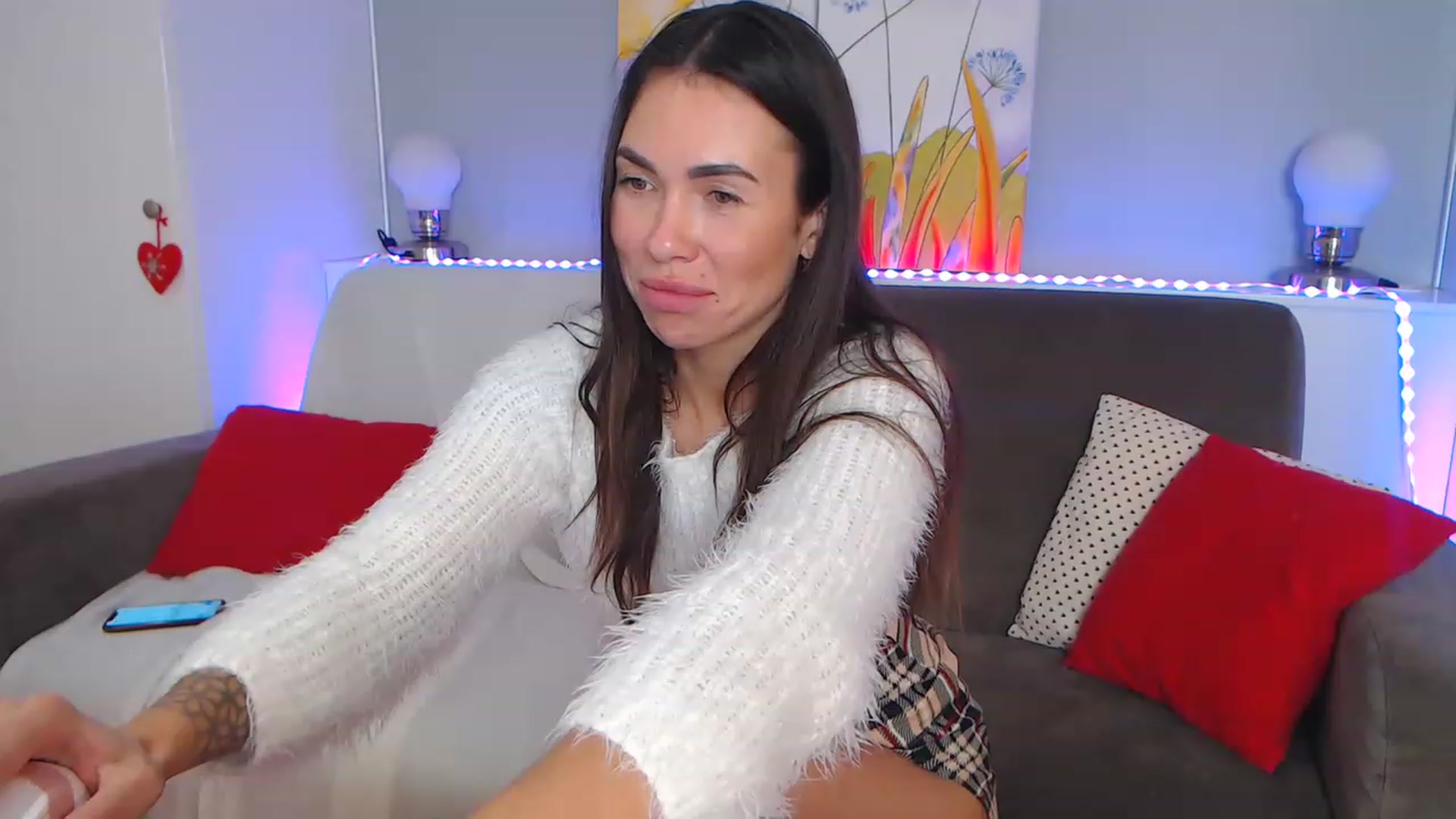 Gallery image thumbnail from VikiEvans's myfreecams stream on, 11/28/2022, 22:46 image 17 of 20