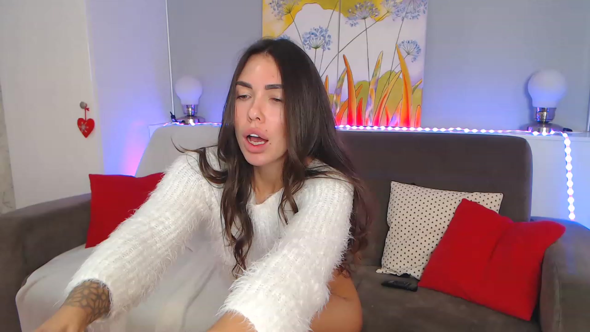 Gallery image thumbnail from VikiEvans's myfreecams stream on, 12/02/2022, 22:25 image 20 of 20